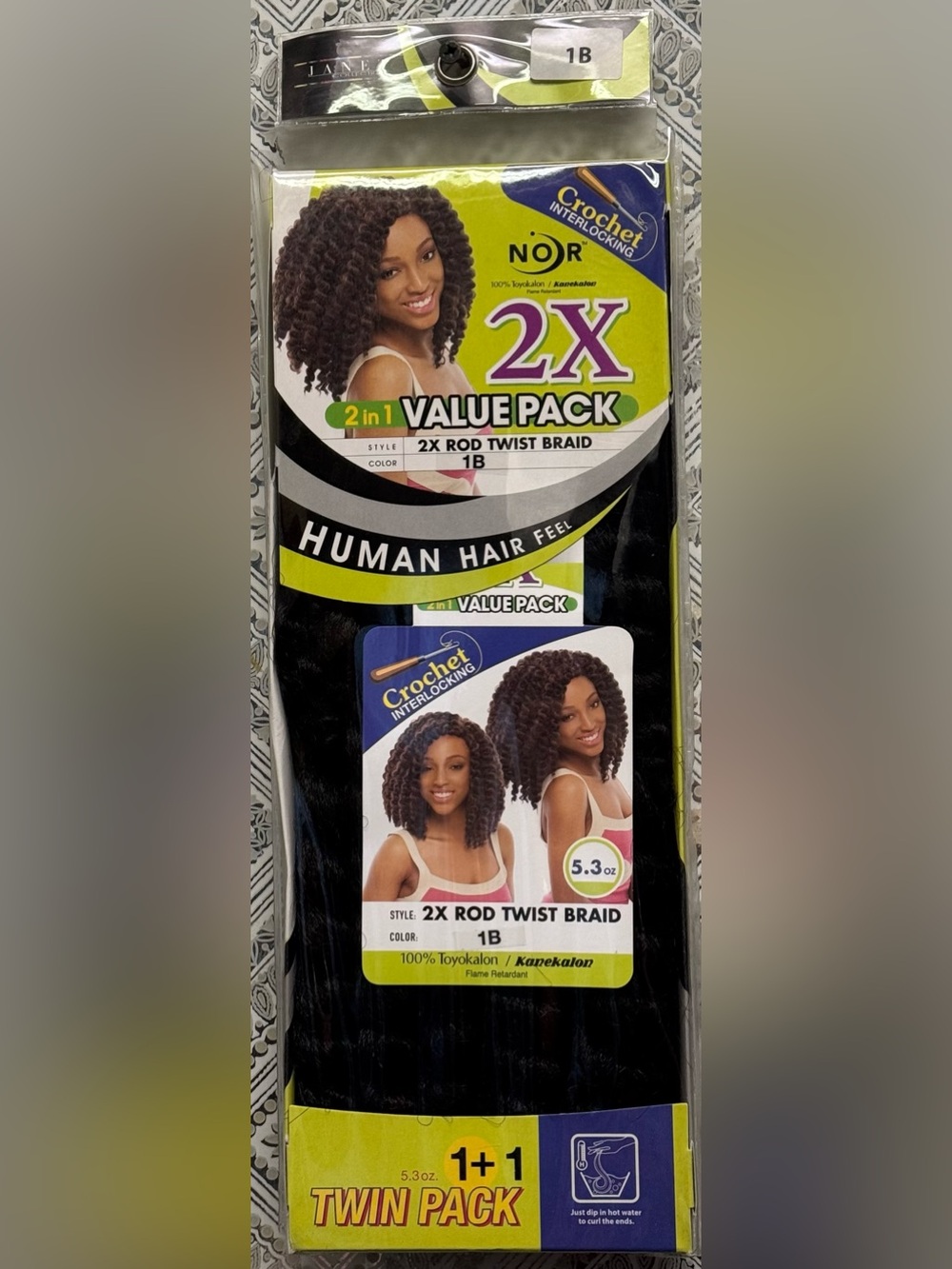 Janet collection. Noir premium synthetic hair. 2x Rod twist pack.